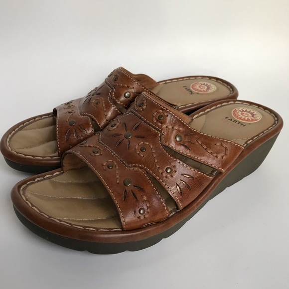 earth spirit leather sandals